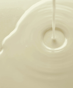 Dark Spot Correcting Glow Toner