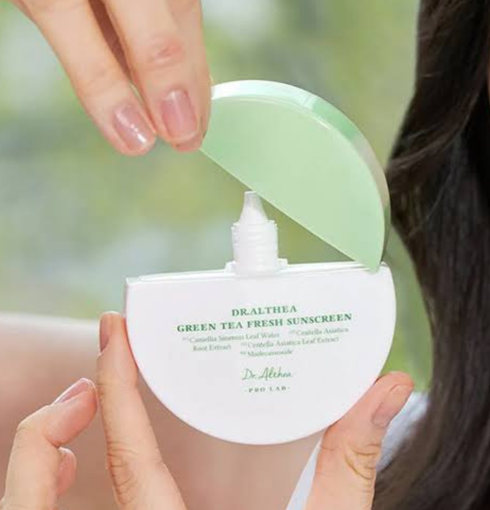 Green Tea Fresh Sunscreen SPF 50 PA++++