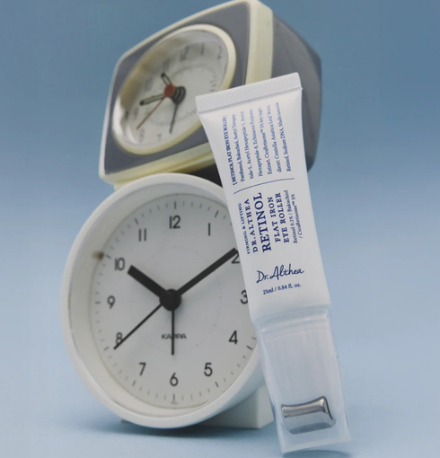 DR.ALTHEA Retinol Flat Iron Eye Roller (25 g) | NIASHA.ch
