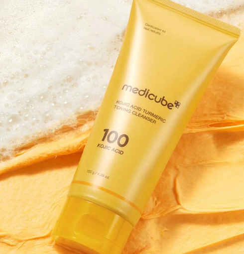 MEDICUBE Kojic Acid Turmeric Toning Cleanser 120g | NIASHA.ch