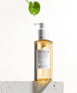 Madagascar Centella Light Cleansing Oil
