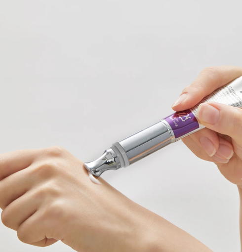 VT COSMETICS Reedle Shot Lifting Eye Cream 15ml | NIASHA.ch