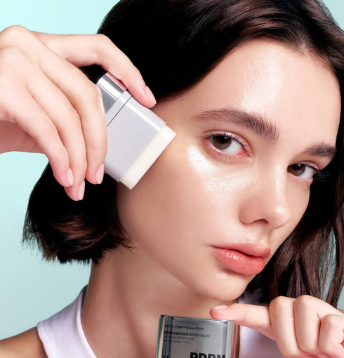 VT COSMETICS PDRN Essence Stick Balm | NIASHA Switzerland